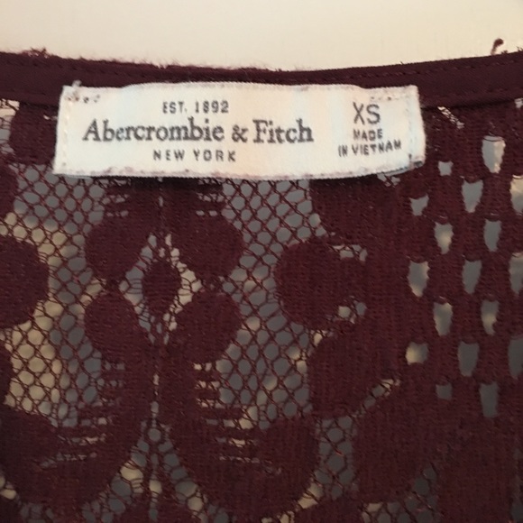Abercrombie Maroon Peasant Top - Picture 4 of 4